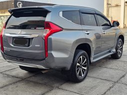 Mitsubishi Pajero Sport Dakar 2.4 Automatic 2018 Abu-abu 3