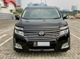 Nissan Elgrand Highway Star 2013 Hitam