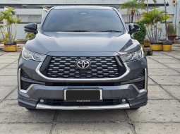 Toyota Kijang Innova Zenix q Hybrid modelista tss 2023 Abu-abu