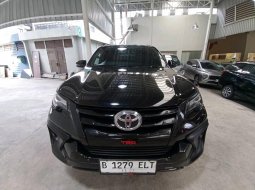 Toyota Fortuner 2.4 VRZ AT 2020 HITAM