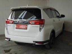 Toyota Innova Venturer Bensin 2.0 A/T 2017 4