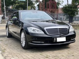 Mercedes-Benz S-Class S 300 L 2011 Hitam