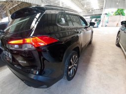 Toyota Corolla Cross 1.8 Hybrid A/T 2020 HITAM 3