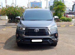 Toyota Venturer 2.0 A/T BSN 2021 bensin abu km 31 ribuan cash kredit proses bisa dibantu