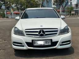 2014 MERCEDES BENZ C200 CGI 1.8 AT PUTIH PROMO KREDIT 2