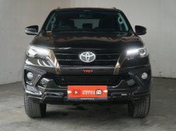 Toyota Fortuner VRZ TRD 2.4 A/T 2020 kick sensor (LOW KM 67rb)