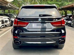 BMW X5 xDrive25d Hitam 6