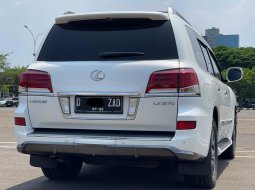 LEXUS LX570 AT PUTIH 2014 LULUS INSPEKSI TERMURAH 6