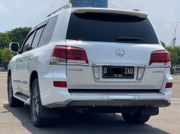 LEXUS LX570 AT PUTIH 2014 LULUS INSPEKSI TERMURAH 4