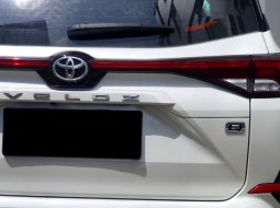 Toyota Veloz Q 2023 MPV putih km 16 ribuan tangan pertama dari baru cash kredit proses bisa dibantu 21