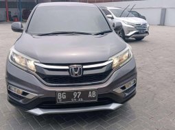 Honda CR-V 1.5 AT 2015 ABU ABU