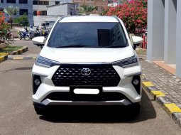 Toyota Veloz Q 2023 MPV putih km 16 ribuan tangan pertama dari baru cash kredit proses bisa dibantu