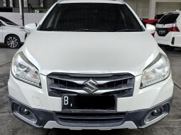 Suzuki Scross A/T ( Matic ) 2017 Putih Siap Pakai Good Condition