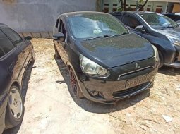 Mitsubishi Mirage EXCEED 2015 Hitam