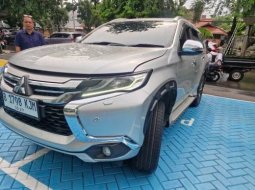 Mitsubishi Pajero Sport Dakar 4x2 AT 2019 Silver 3