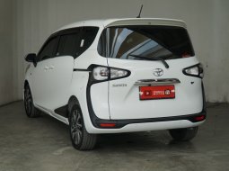 Toyota Sienta V 1.5 A/T 2017 (LOW KM88rb) 7