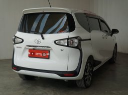 Toyota Sienta V 1.5 A/T 2017 (LOW KM88rb) 4