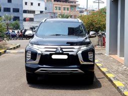 Mitsubishi Pajero Sport Dakar 4x2 AT 2021 hitam sunroof cash kredit proses bisa dibantu