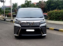 Toyota Vellfire 2.5 G A/T 2022 atpm hitam km 31 ribuan pajak panjang tangan pertama dari baru