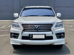 Lexus LX 570 2014 Putih