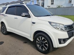 Daihatsu Terios R A/T 2017 SUV KM85RB TGN PERTAMA PUTIH Mulus 