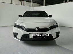 Honda Civic RS  Turbo 1.5 AT ( Matic ) 2023 Putih  Km 16rban  Good Condition Siap Pakai