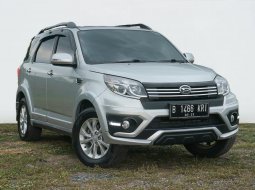 Daihatsu Terios ADVENTURE R AT 2015 - Garansi 1 Tahun