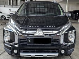 Mitsubishi Xpander Cross Premium Package A/T ( Matic ) 2021 Hitam Km 35rban Mulus Siap Pakai