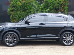 Honda HR-V 1.5 Spesical Edition 2023 hitam sensing km 27ribuan cash kredit proses bisa dibantu 4