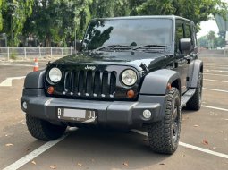 JEEP WRANGLER 3.8L 2011 BENSIN AT HITAM LOW KM BANTING HARGA!!