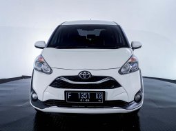 Toyota Sienta V CVT 2020