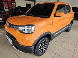 Suzuki S-Presso 1.0 AGS At 2023 Orange