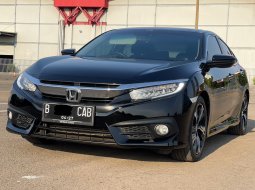 CIVIC SEDAN TURBO AT 2017 HITAM TERMURAH DIJUAL CEPAT