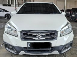 Suzuki Scross A/T ( Matic ) 2016/ 2017 Putih Km 92rban Tangan 1 Siap Pakai