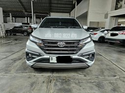 Toyota Rush GR Sport AT ( Matic ) 2023 Silver Km antik cuma 1rban Good Condition Like new