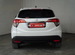 Honda HRV E 1.5 A/T 2018 4