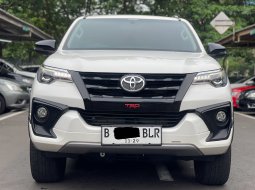 FORTUNER TRD AT PUTIH 2019 DIJUAL CEPAT TERMURAH