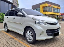 Toyota Avanza Veloz 1.5 At 2015