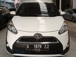 Toyota Sienta V AT 2017 Putih