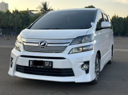 VELLFIRE Z GOLDEN EYE AT 2015 PUTIH DIJUAL CEPAT PAJAK PANJANG