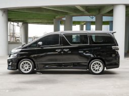 Toyota Vellfire ZG 2.4 AT Audioless 2012 Hitam 4