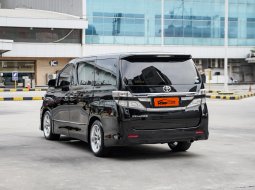 Toyota Vellfire ZG 2.4 AT Audioless 2012 Hitam 5