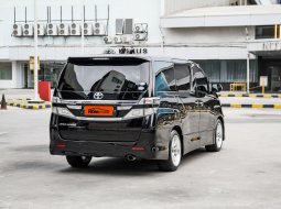 Toyota Vellfire ZG 2.4 AT Audioless 2012 Hitam 6