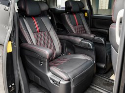 Toyota Vellfire ZG 2.4 AT Audioless 2012 Hitam 14