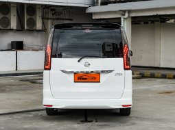 (DP 10Jt ) Nissan Serena Highway Star 2.0 AT 2017 MPV Putih 7