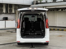 (DP 10Jt ) Nissan Serena Highway Star 2.0 AT 2017 MPV Putih 8