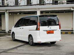 (DP 10Jt ) Nissan Serena Highway Star 2.0 AT 2017 MPV Putih 4