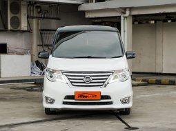(DP 10Jt ) Nissan Serena Highway Star 2.0 AT 2017 MPV Putih 5