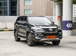 [GARANSI MESIN&MATIC] Toyota Fortuner 2.4 TRD AT 2017 Hitam