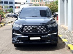 Toyota Kijang Innova Zenix Q Hybrid modelista 2023 hitam km 18 ribuan